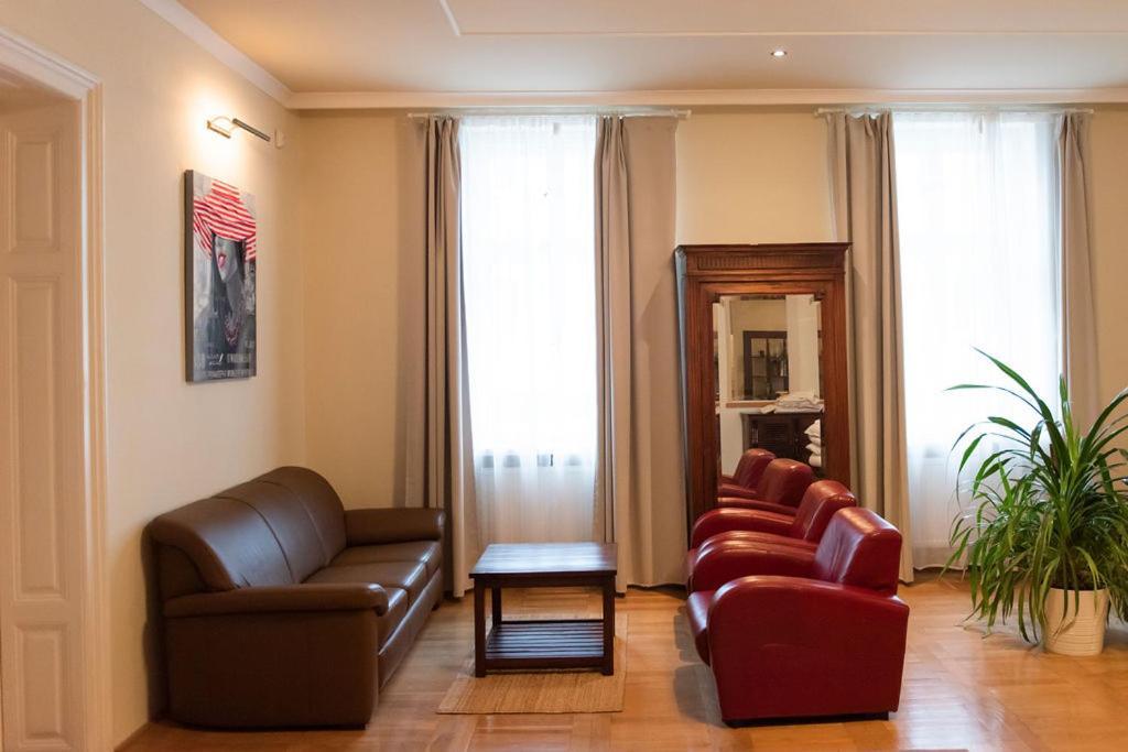 velký apartmán  Bratislava Exterior foto